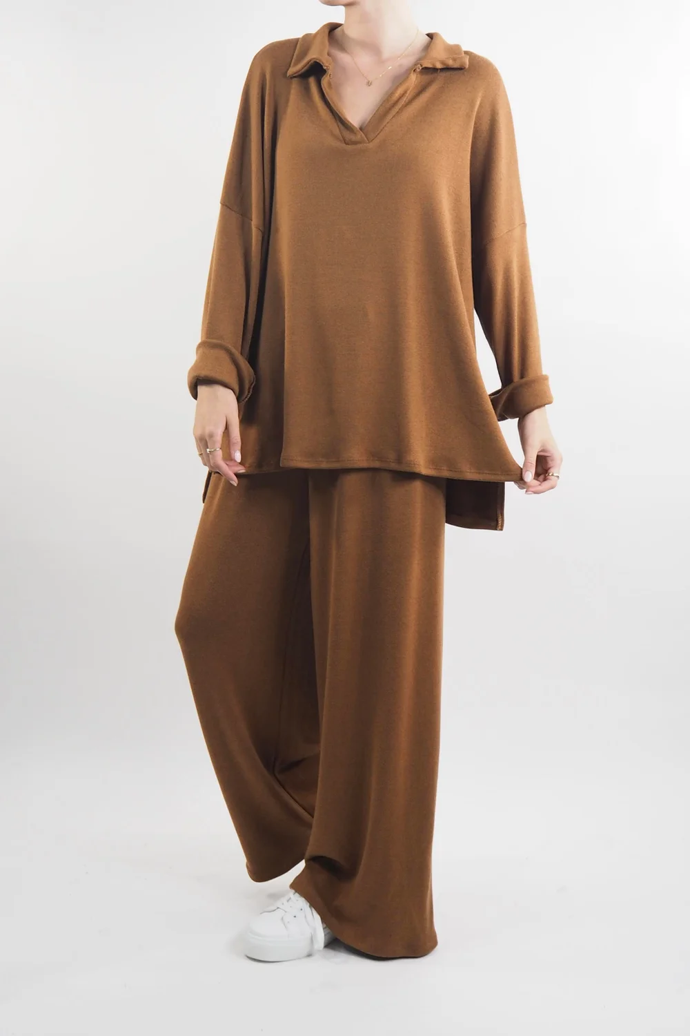 Made In Italy Chalet Collared Soft Knit Set Chestnut 4 Made In Italy Chalet Collared Soft Knit Set Chestnut - Image 2