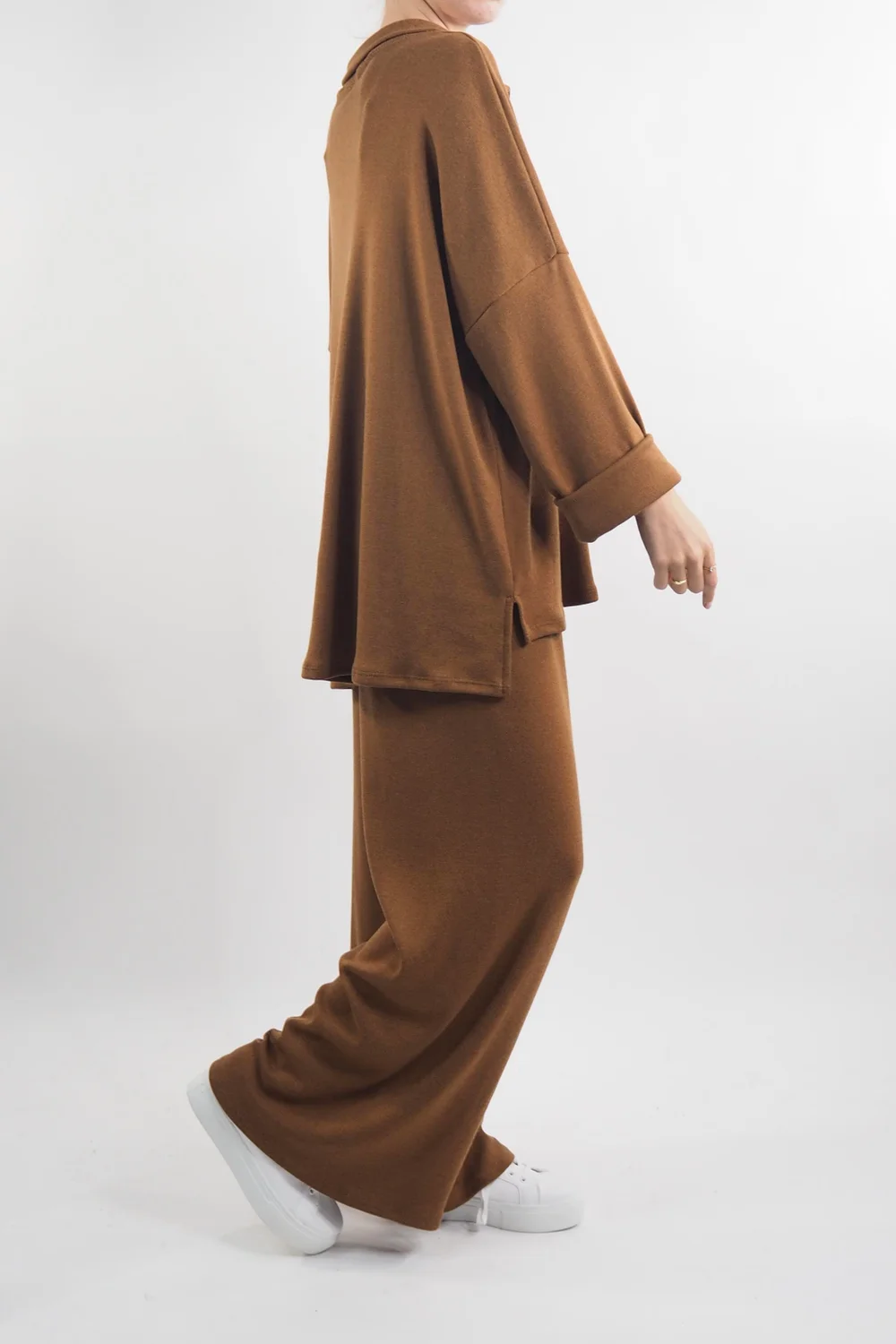 Made In Italy Chalet Collared Soft Knit Set Chestnut 5 Made In Italy Chalet Collared Soft Knit Set Chestnut - Image 3