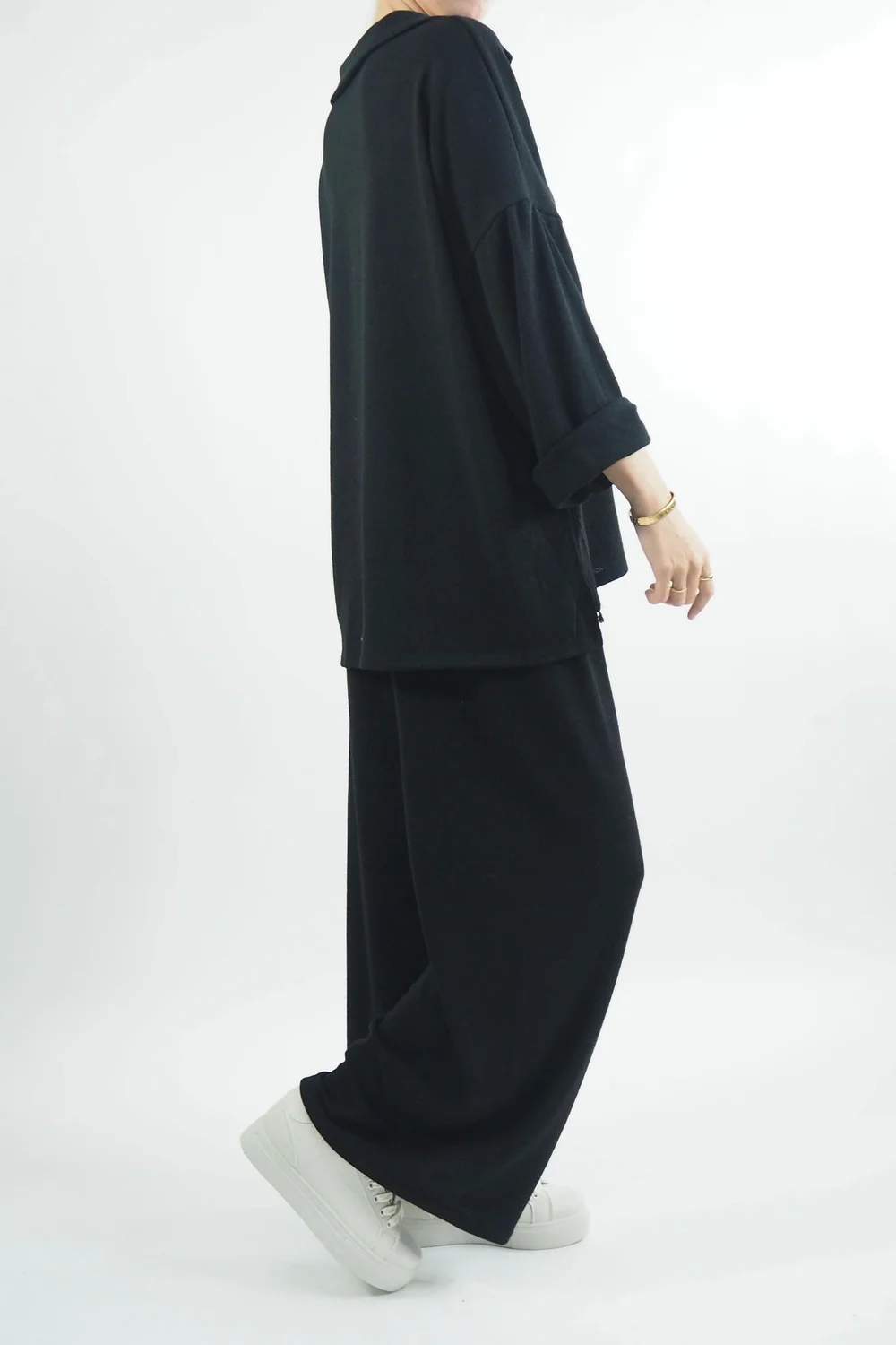 Made In Italy Chalet Collared Soft Knit Set Black 4 Made In Italy Chalet Collared Soft Knit Set Black - Image 2