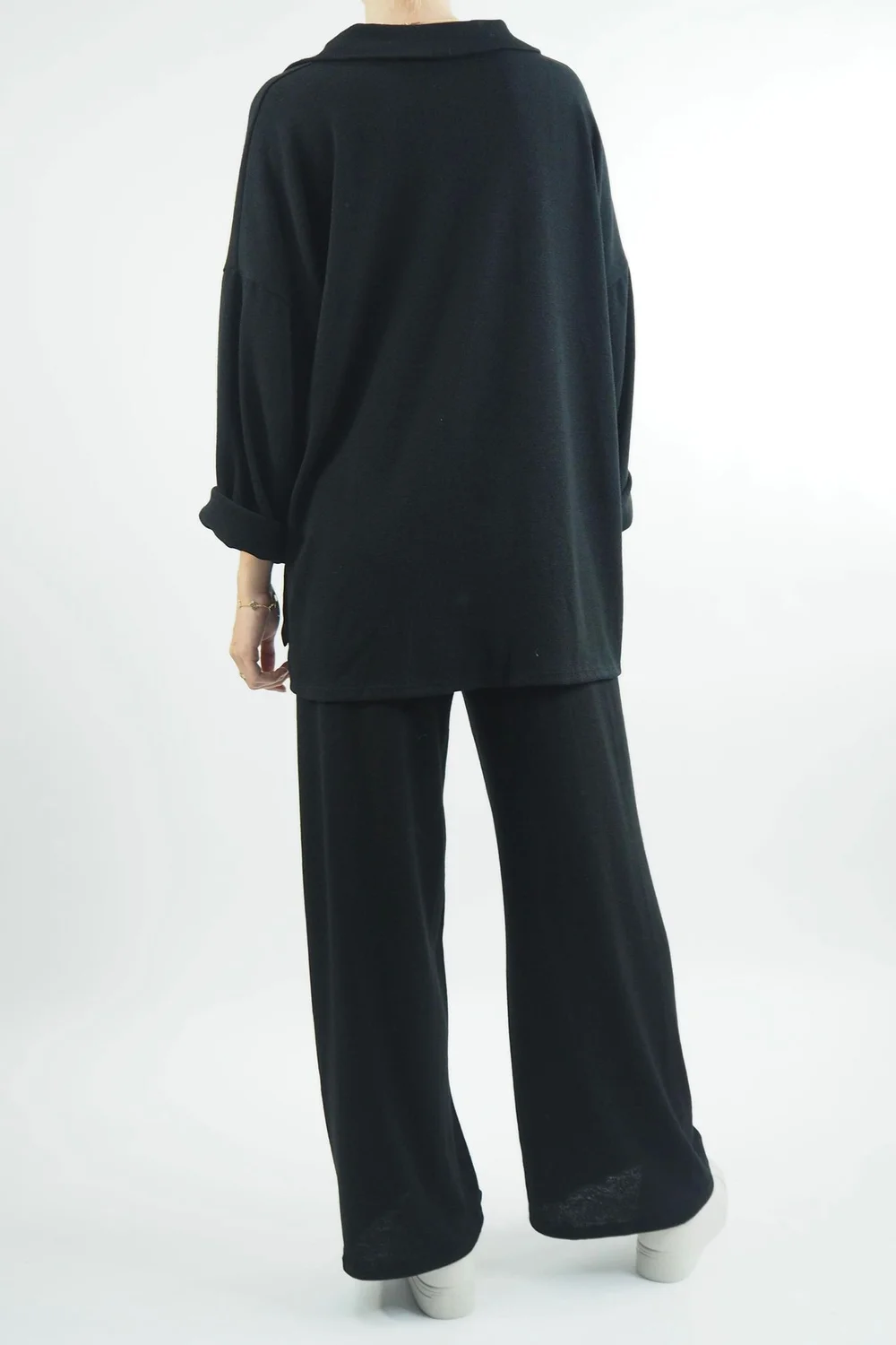 Made In Italy Chalet Collared Soft Knit Set Black 5 Made In Italy Chalet Collared Soft Knit Set Black - Image 3