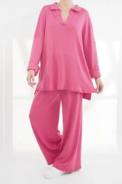 Made In Italy Chalet Collared Soft Knit Set Geranium 9 Made In Italy Chalet Collared Soft Knit Set Geranium -Fashion Women's Store made in italy relaxed chalet set geranium04.jpg