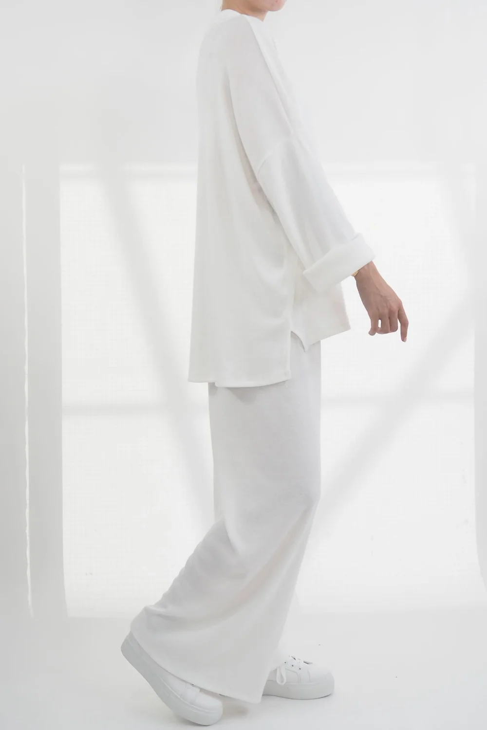 Made In Italy Chalet Collared Soft Knit Set Winter White 4 Made In Italy Chalet Collared Soft Knit Set Winter White - Image 2