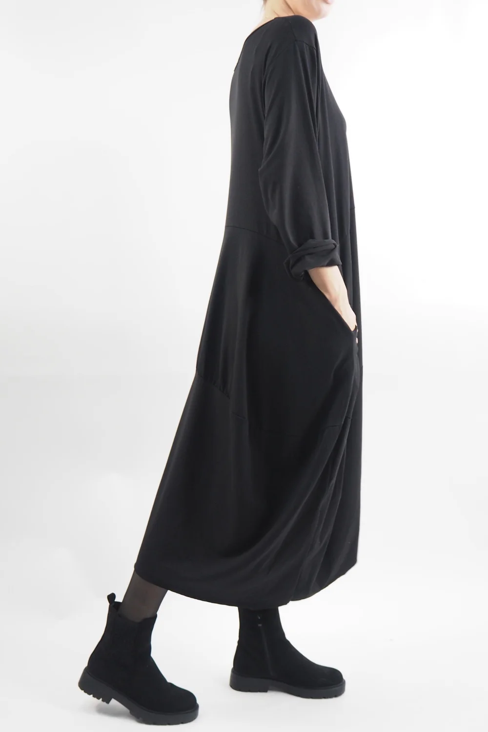 Made In Italy Sander Panel Long Sleeve Cocoon Dress Black 4 Made In Italy Sander Panel Long Sleeve Cocoon Dress Black - Image 2