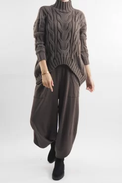 Made In Italy Turtle Cable Guy Knit Top Earth