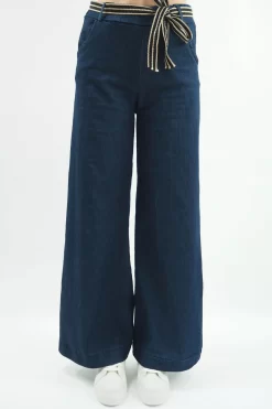 Made In Italy Wunder Stretch Denim Classic Wide Leg Jean