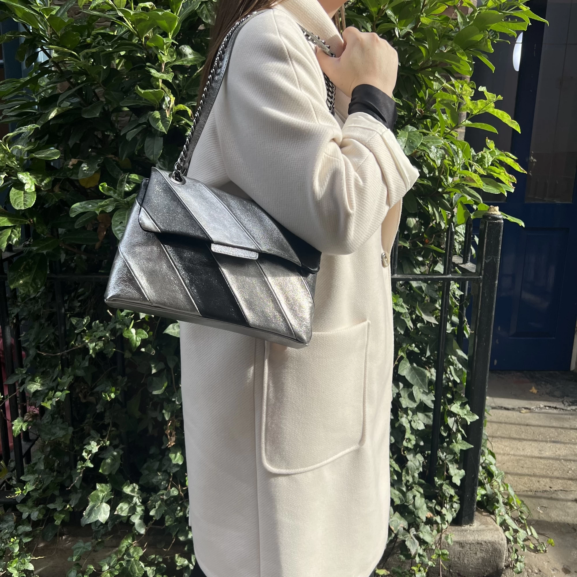 Vimoda Leather Silver And Black Two-tone Cross Body / Shoulder Large Bag 3 Vimoda Leather Silver And Black Two-tone Cross Body / Shoulder Large Bag