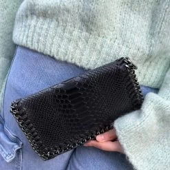 Vimoda Sasha Black Leather Cross Body / Clutch Chain Croc Bag -Fashion Women's Store vimoda sasha black leather cross body clutch chain croc bag p7185 25021 image